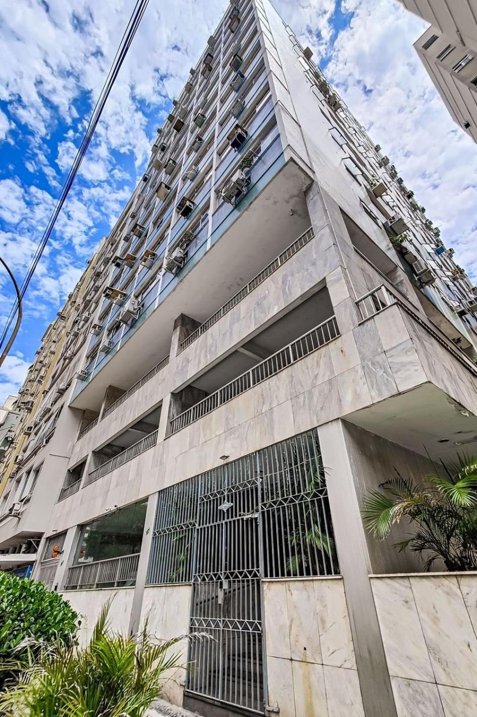 2qtos Em Copacabana A 200m Da | Du 187/802 Apartamento