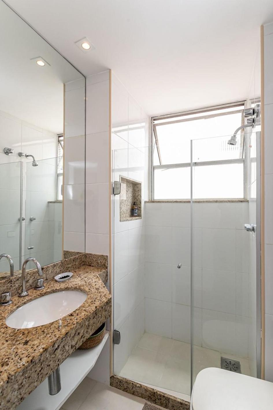 2qtos Em Copacabana A 200m Da | Du 187/802 Apartamento *