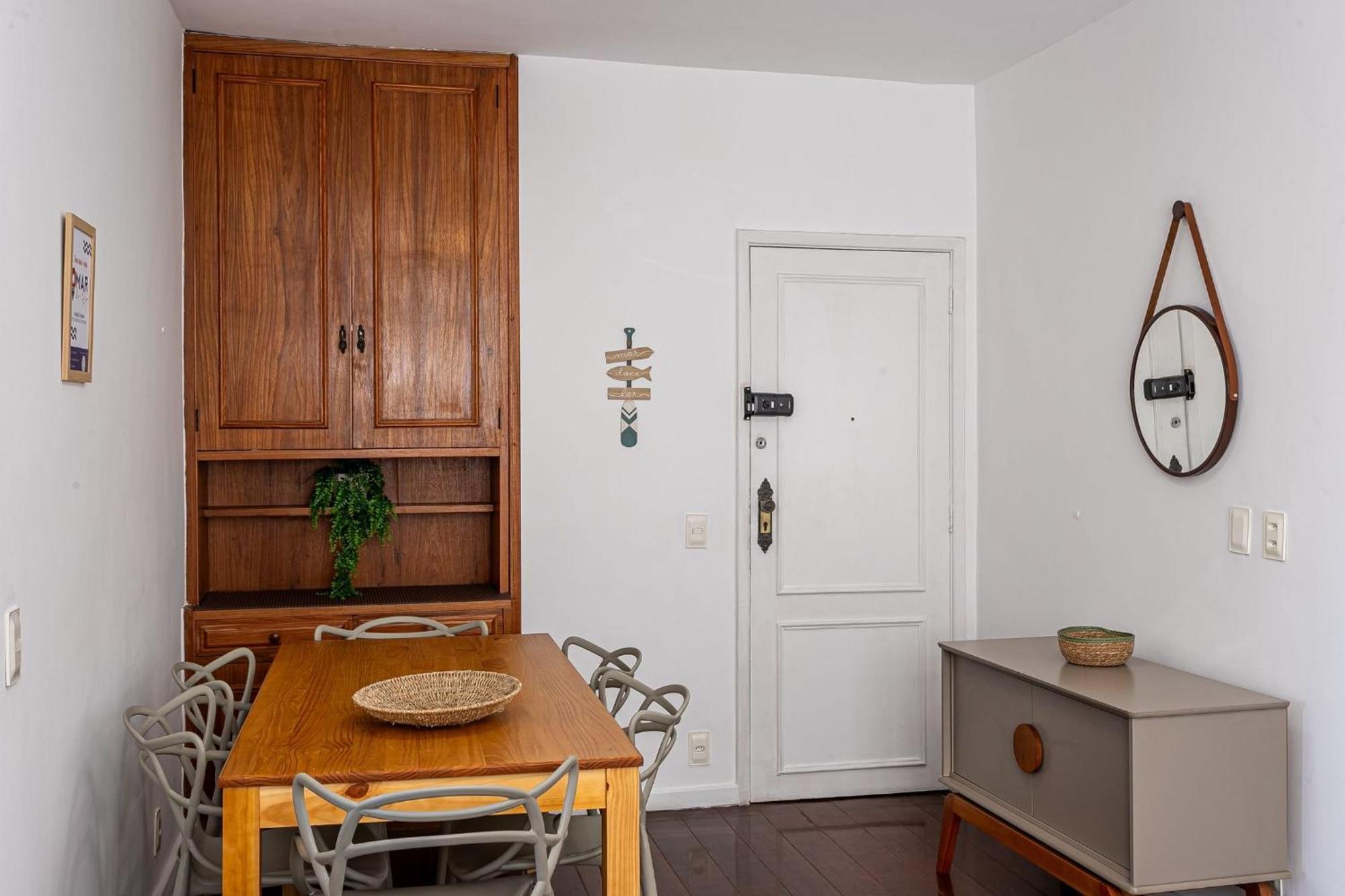 2qtos Em Copacabana A 200m Da | Du 187/802 Apartamento Rio de Janeiro